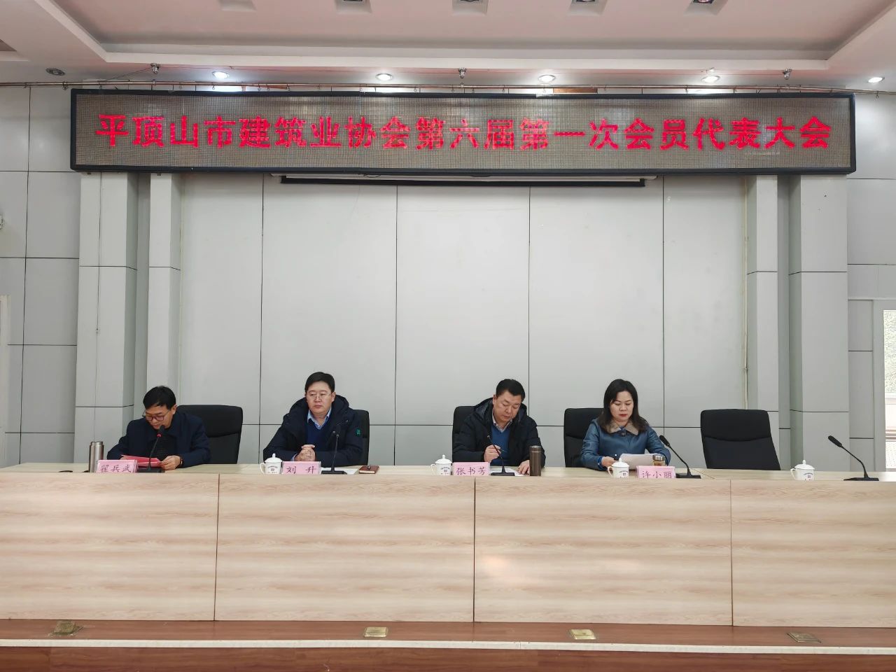 f28903fb14a3275b2d9be93fa7bb00f4.jpg f28903fb14a3275b2d9be93fa7bb00f4.jpg